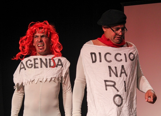 El dúo Esparadrapo regaló buenos momentos de humor en la sala Adolfo Llauradó.