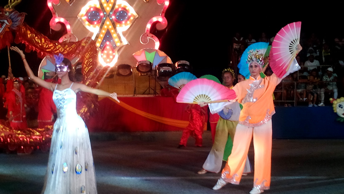 El Carnaval Santiaguero se efectuará en esa ciudad, del 21 al 27 de julio, dedicado al aniversario 60 del triunfo de la Revolución cubana, mientras que el de La Habana se realizará en agosto durante los días 17,18,19 y 24, 25 y 26. Foto: Alberto Castañeda