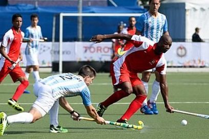Hockey masculino pierde en el debut