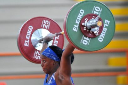 Marina y Addriel, campeones a puro envión