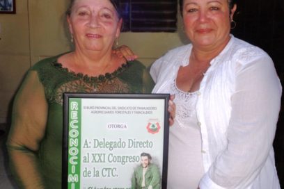 Elvira, codo a codo con su gente