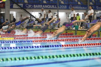 Tres nadadores por medallas