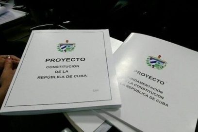 A la venta tabloide con Proyecto de Constitución de la República de Cuba (+ PDF)