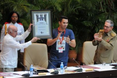 Raúl and Machado awarded Alma Mater distinction