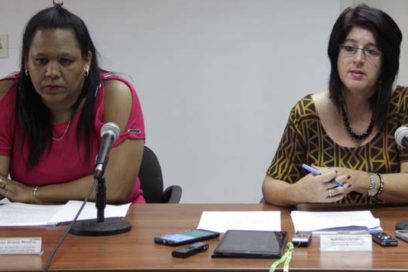 Capacitan a trabajadores por cuenta propia en nuevas normas