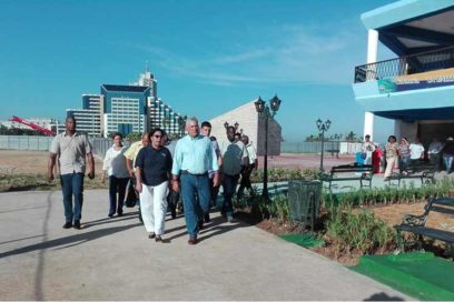 Díaz-Canel recorre centros de interés en La Habana (+Fotos)