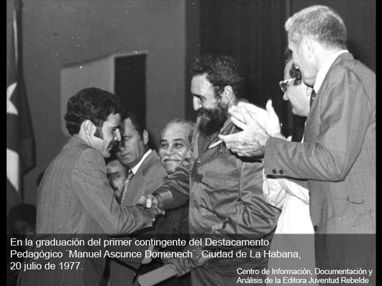 En la graduación del primer contingente del Destacamento Pedagógico Manuel Ascunce Domenech, 20 de julio de 1977. | Foto: Juventud Rebelde