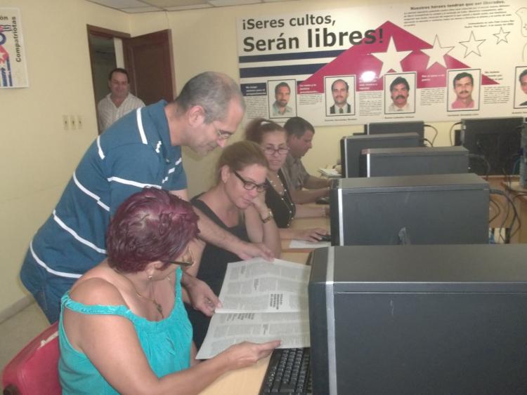 Ya está activado en Ciego de Ávila el centro de procesamiento de las propuestas que emanen de la consulta popular del Proyecto de Constitución. Foto: José Luis Martínez Alejo
