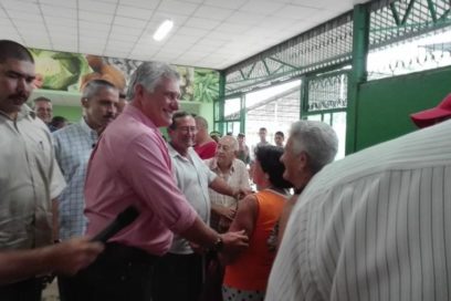 Continúa Díaz-Canel visita a Villa Clara (+Fotos)