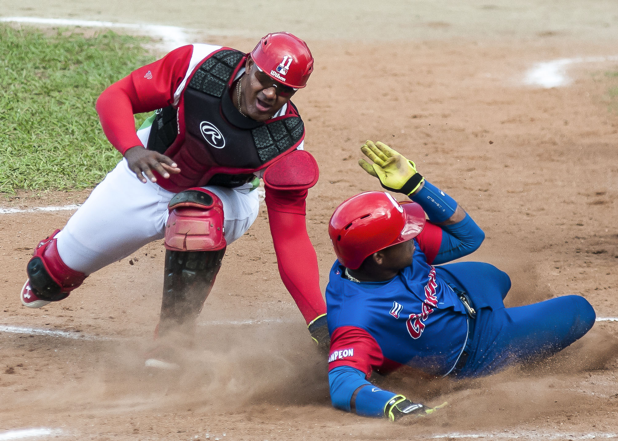 La final de la 57 Serie Nacional fue vivida con mucha emoción en las provincias involucradas: Granma y Las Tunas. Foto: José Raúl Rodríguez Robleda