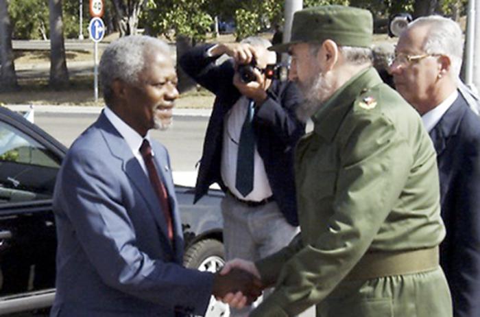 The UN secretary general receives Fidel. Photo: Arnaldo Santos