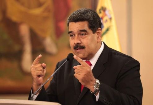 El mandatario aseguró que está protegido por "el pueblo y las Fuerzas Armadas Bolivarianas". | Foto: AVN
