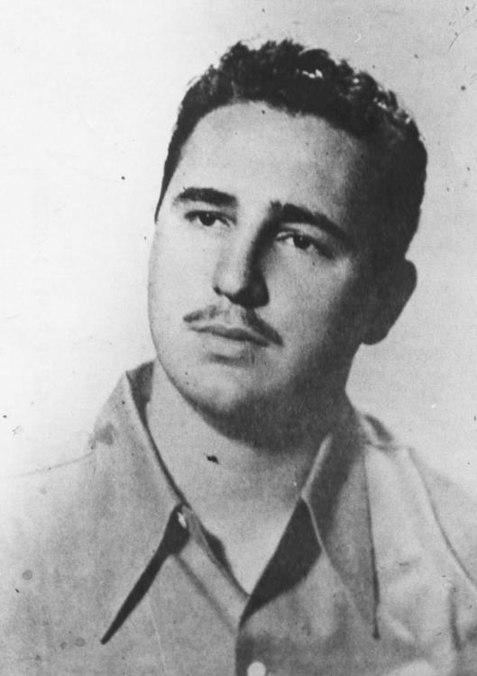 Imagen de la portada de la primera edición de La Historia me Absolverá. Foto: Archivo Granma