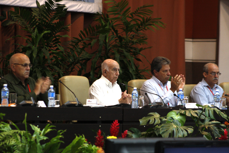 CDR plenario Machado Ventura