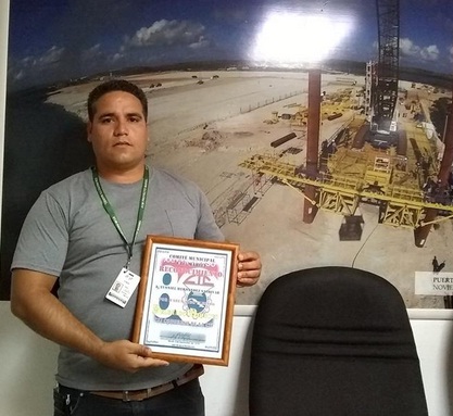 Yunier Hernández Zaldívar, especialista principal de Economía en la Unidad Empresarial de Base (UEB) Administración de Obras, de la Empresa de Construcción y Montaje (ECM) Mariel. Foto: El artemiseño