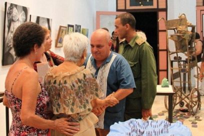 Convocan a Salón de Artesanía Artística