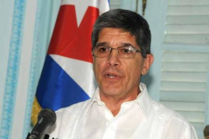 Cuba califica de conspiración atribuir a Rusia supuestos ataques