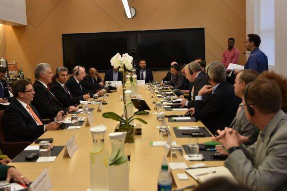 Díaz-Canel met with executives of several U.S. technological giants at Google’s New York office. Photo: Estudio Revolución