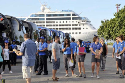 US Tour Operators and Business People Focus on Cuba