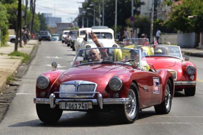 Autos clásicos británicos en La Habana (Galería de imágenes)