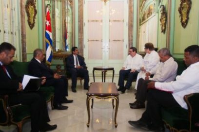 Recibió Canciller cubano al Viceministro de Asuntos Políticos de Yemen