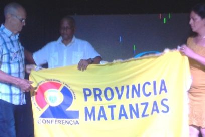 Abanderan delegación matancera a Segunda Conferencia de Turismo