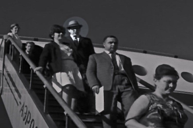 Instantáneas tomadas a la llegada del Che a Cuba el 21 de julio de 1966. Foto: Cortesía del Centro de Estudios Che Guevara y archivo familiar del Comandante Manuel Piñeiro