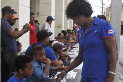 Simultánea de ajedrez en Bayamo