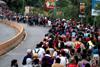 Caravana de migrantes continúa hacia EE. UU.