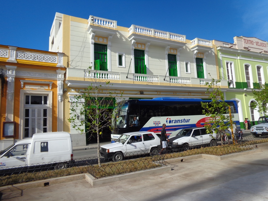 Matanzas: Ubicados en el mismo centro de la ciudad, la Sala White, el hotel Velasco y el teatro del mismo nombre, componen una trilogía envidiable. Fotos: Noryis