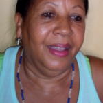 Lilia Tejeda (a la izquierda) y Georgina Allen, asiduas visitantes a este centro afirman que “debiera mantenerse como ejemplo del comercio de alimentos en la capital”. Foto: del autor