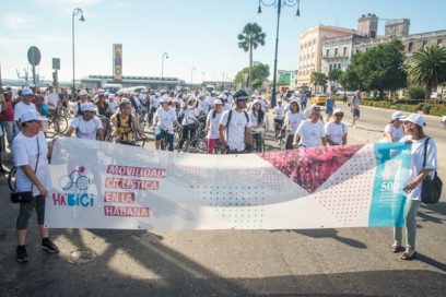 En La Habana Vieja, sistema público de bicicletas