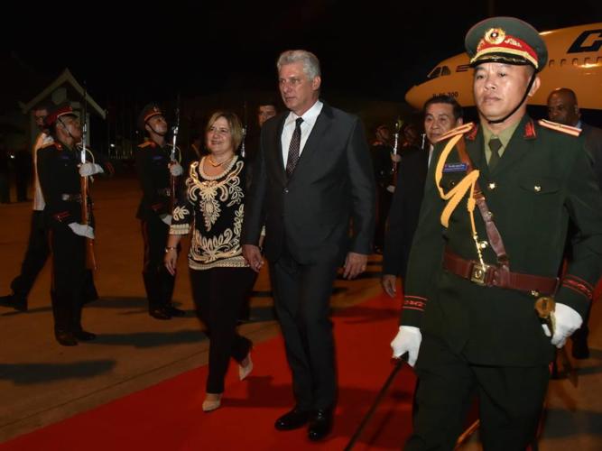 D_C en Lao