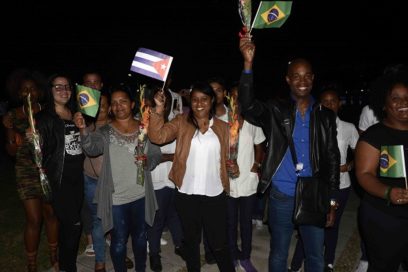 Continúa llegada de colaboradores santiagueros procedentes de Brasil