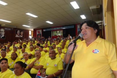 Tocar las esencias para avanzar