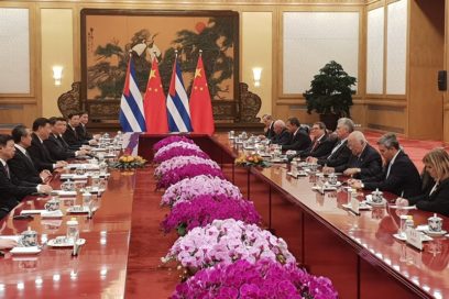 «China abre puertas donde otros levantan muros» (+Fotos y Videos)