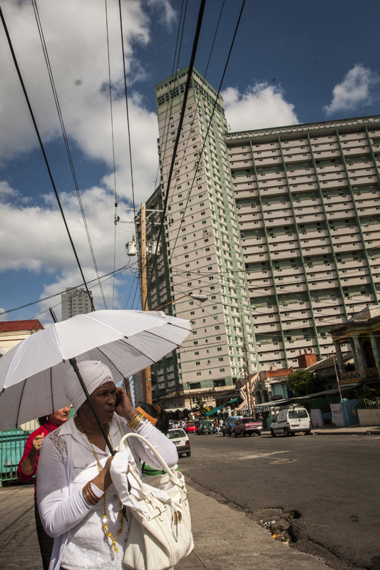Controlado un incendio d ebajas proporciones fue controlado en el edificio FOCSA, Vedado, 28 de noviembre de 2018 Foto Rene Perez Massola