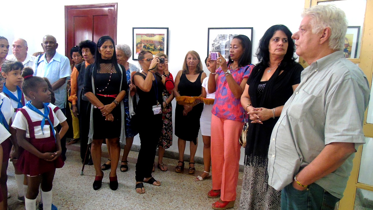 muestra fotográfica Los agradecidos te acompañan