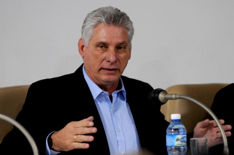 El Presidente de los Consejos de Estado y de Ministros de Cuba, Miguel Díaz-Canel Bermúdez, Miembro del Buró Político, interviene en la Comisión de Asuntos Económicos, durante el Segundo Período Ordinario de Sesiones de la IX Legislatura de la Asamblea Nacional del Poder Popular, que sesiona en el Palacio de Convenciones de La Habana, Cuba, el 16 de diciembre de 2018. ACN FOTO/Omara GARCÍA MEDEROS/ogm