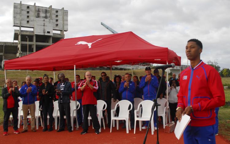 Juan Miguel Echevarría habló a nombre de los deportistas en la actividad. Foto: Agustín Borrego Torres.