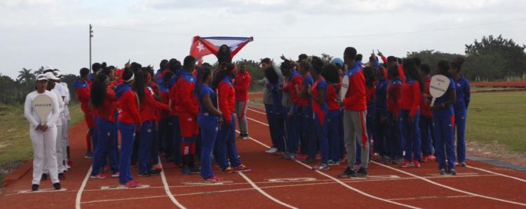 Inauguración de la pista de calentamiento del estadio Panamericano. Foto: Agustín Borrego Torres.