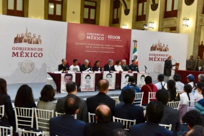 López Obrador promete verdad sobre crimen de Ayotzinapa (+Video)