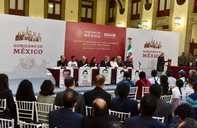 AMLO caso ayotzinapa