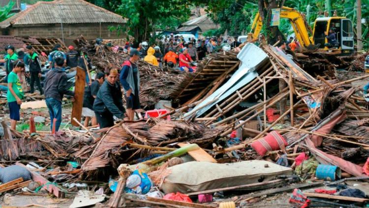 tsunami en Indonesia
