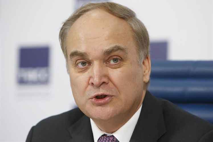 Anatoli-Antonov, embajador de rusia en ee uu