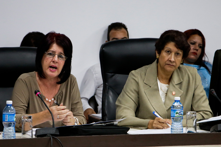 Comisión de Atención a la Juventud, la Niñez y la Igualdad de la Mujer. Foto: Abel Padrón Padilla
