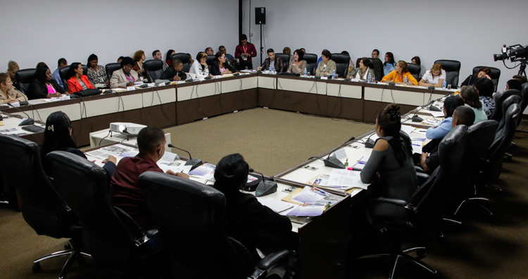 Comisión de Atención a la Juventud, la Niñez y la Igualdad de la Mujer. Foto: Abel Padrón Padilla