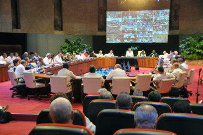 Díaz-Canel: «El 2019 será un año de retos y victorias»