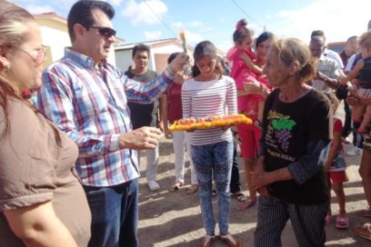 ¡La Revolución es una madre dadora! (+ Fotos)