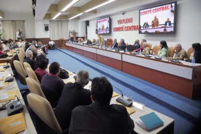 Pleno del Comité Central del Partido analiza proyecto de Constitución de la República de Cuba